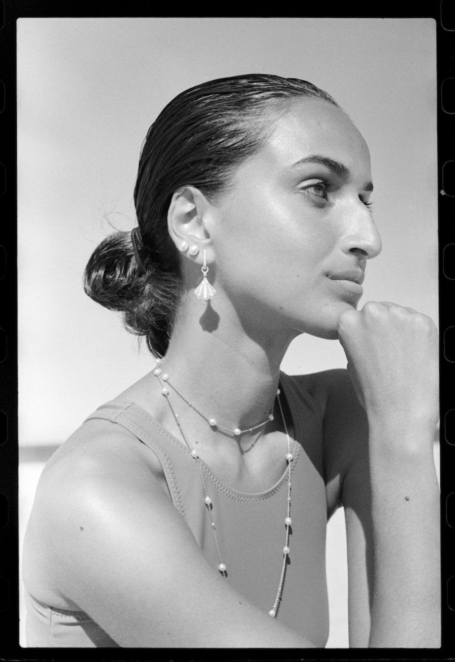 Girls in Pearls